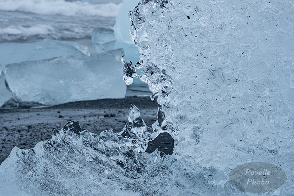 Ice on Diamond Beach (Breiðamerkursandur)