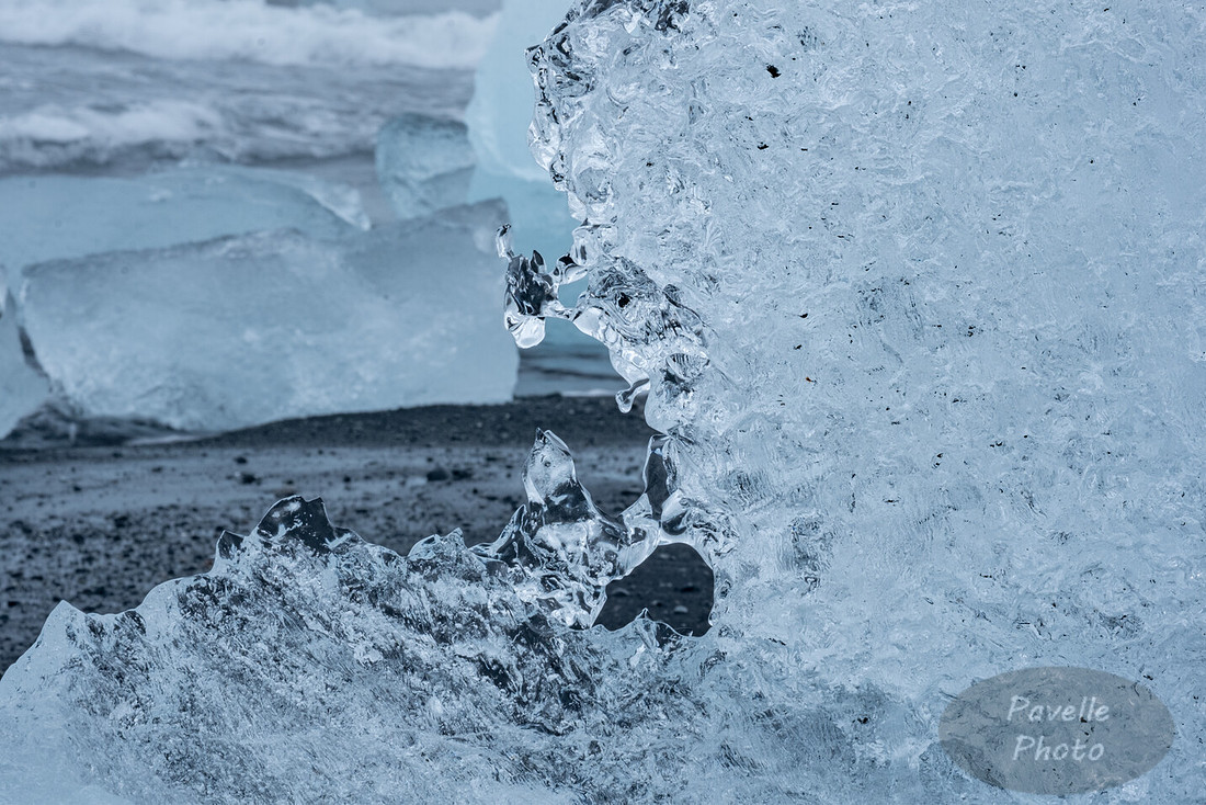 Ice on Diamond Beach (Breiðamerkursandur)